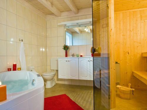 Hotel Holiday Home Schlosspark Bad Saarow.7