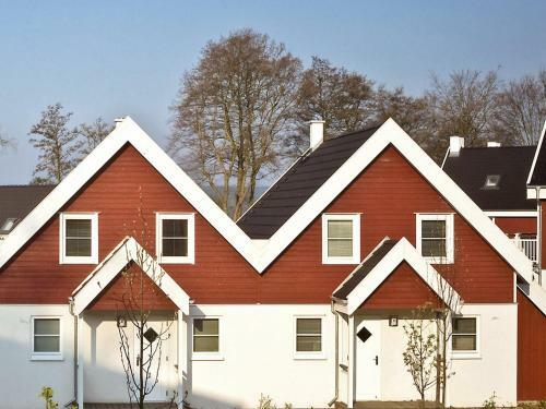 Hotel Holiday Home Schlosspark Bad Saarow.4