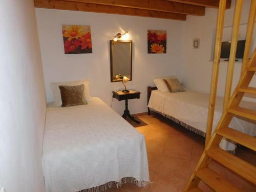 Residencia Dinas Guesthouse