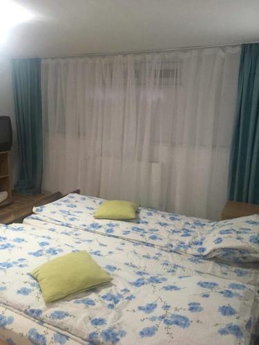 Rolling Stone Hostel