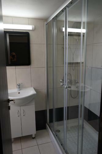 Polyxeni Hotel Apartments