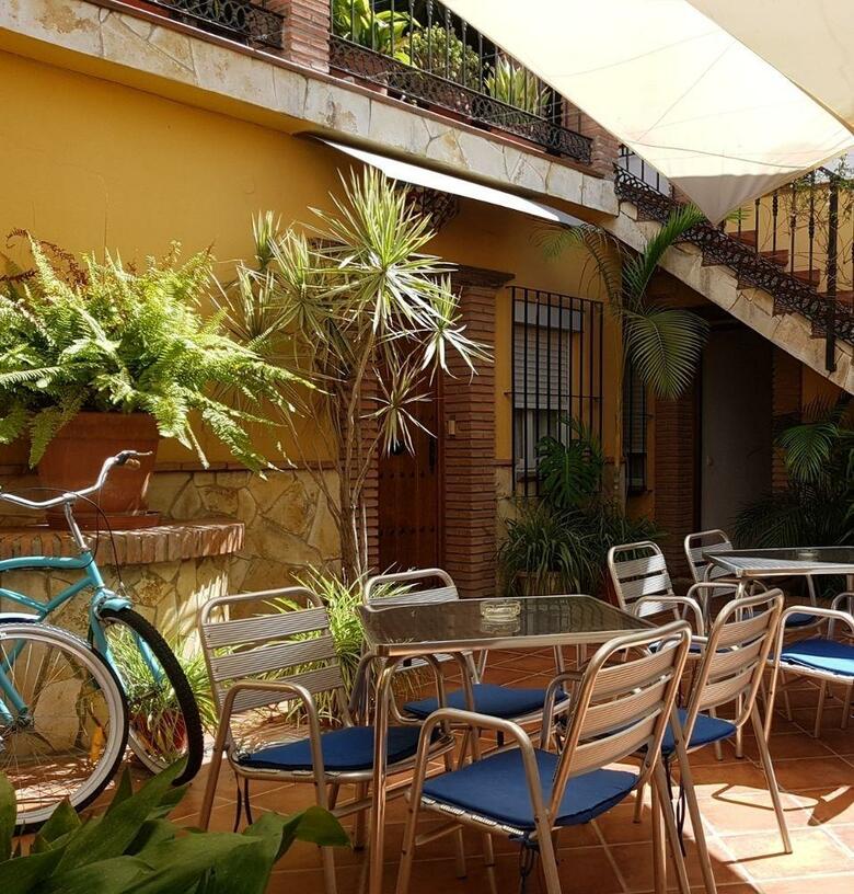 Hostal El Nogal