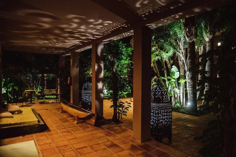 Chillout Hotel Tres Mares