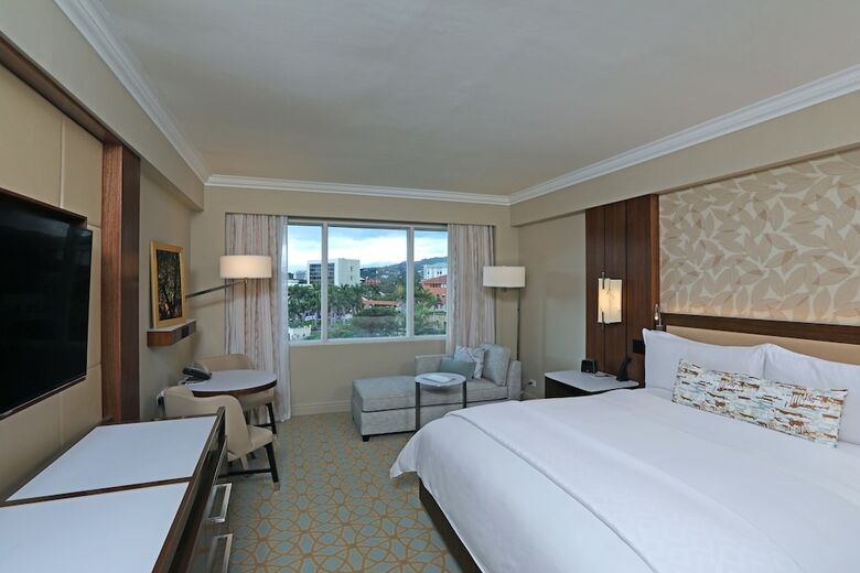 Real Intercontinental Costa Rica At Multiplaza Mall, An Ihg Hotel