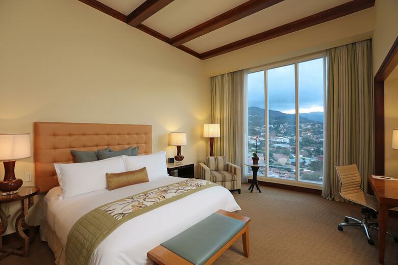 Real Intercontinental Costa Rica At Multiplaza Mall, An Ihg Hotel