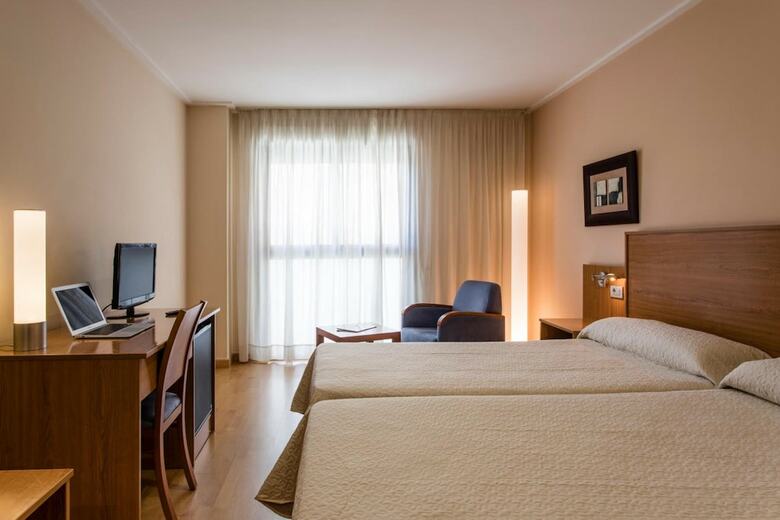 Hotel Husa Villa San Juan