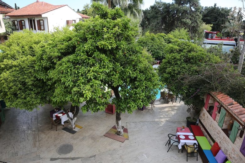 Blue Sea Garden Hotel
