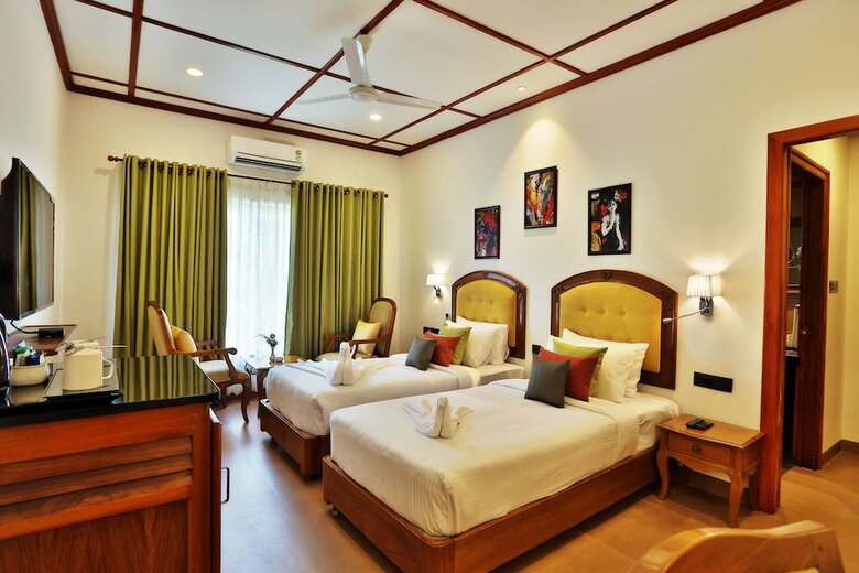 Hotel Backwater Ripples Kumarakom