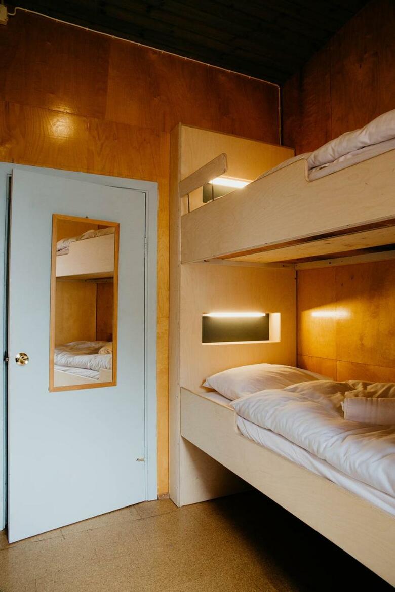 Hafaldan Hi Hostel - Harbour Building