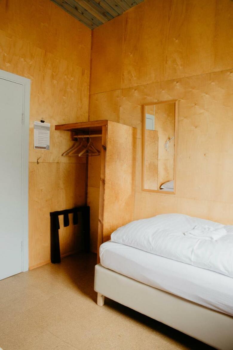 Hafaldan Hi Hostel - Harbour Building