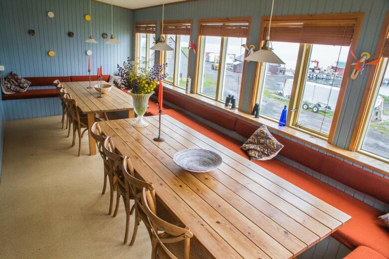 Hafaldan Hi Hostel - Harbour Building