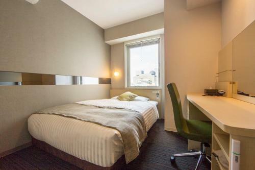 Super Hotel Premier Osaka Hommachi