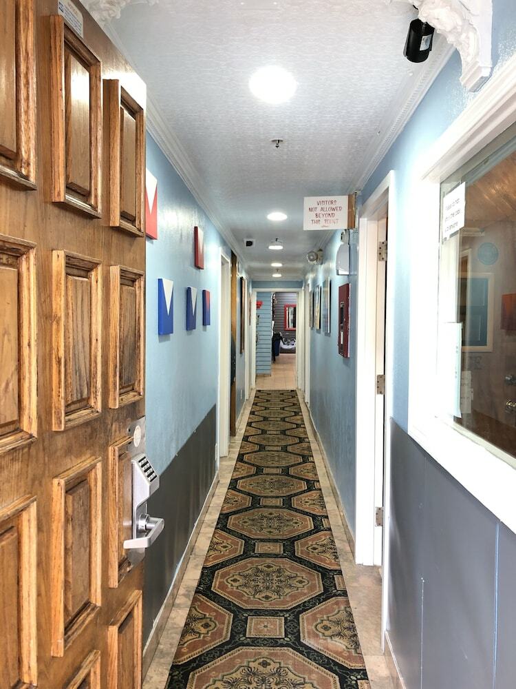 Albergue European Guest House