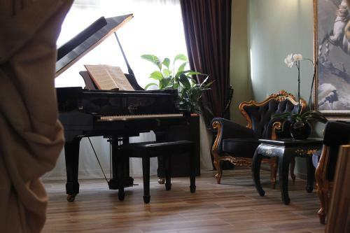 Apartamentos Hotel Opera Jaz