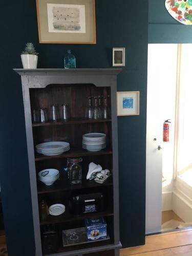 Hostal B&B Central