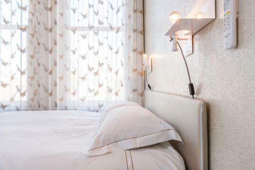 Amstel Corner Hotel