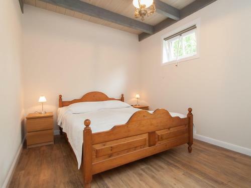 Beautiful Apartment In Burgerbrug Near Beach