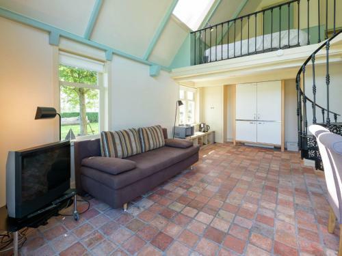 Charming Holiday Home In Den Oever Near Lake