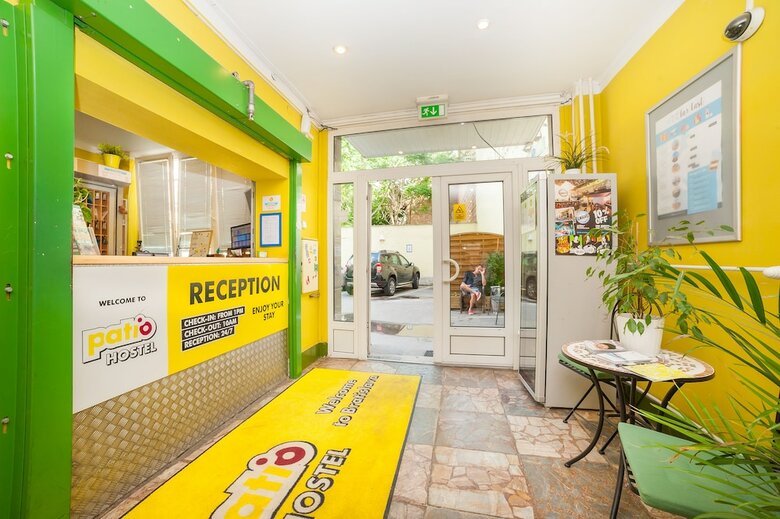Apartamentos Patio Hostel