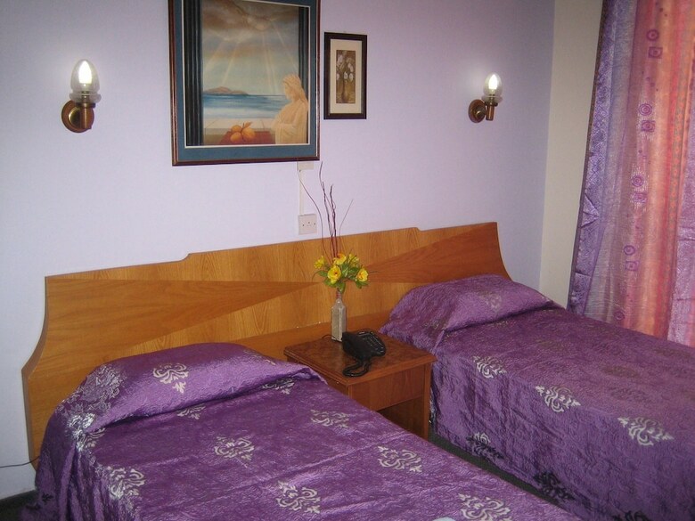 Hotel Onisillos