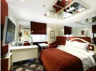 Imperial Palace Hotel