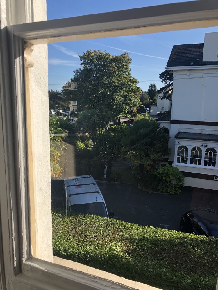 Hostal Washington House Hotel