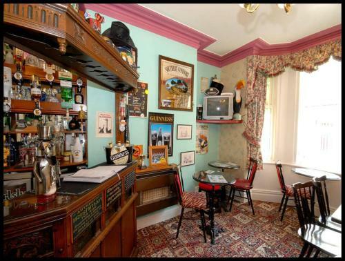 Hostal Winston House