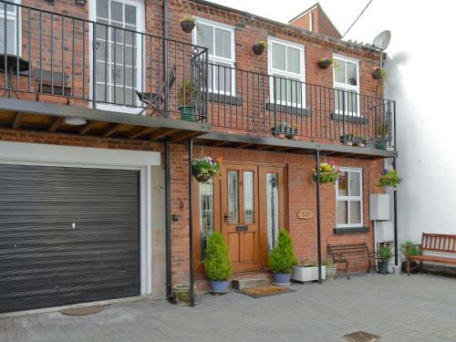 Arundel Mews