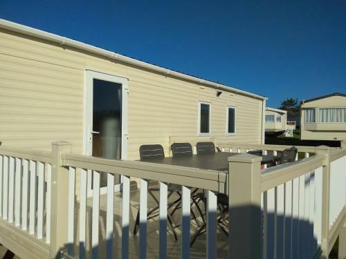 Bude Holiday Resort - Families And Couples Only