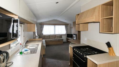 Bude Holiday Resort - Families And Couples Only