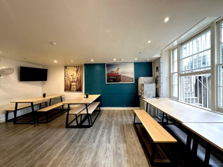 Hotel Smart Hyde Pk Inn(dormitories)