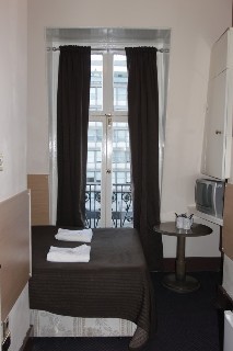 Metro Hotel