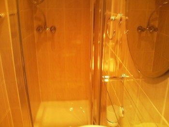 Metro Hotel