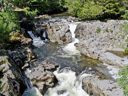 Tyn Y Ffynnon
