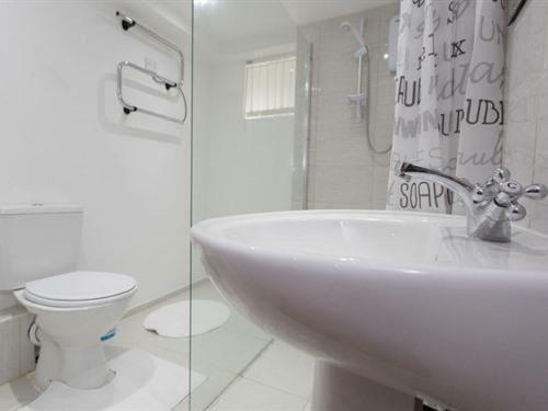 Brownhill House Apartments