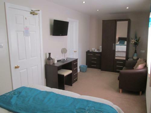 Hostal Holly Grange