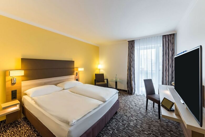 Hotel Park Inn By Radisson K�ln City West