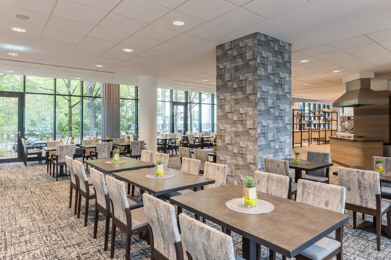 Hotel Park Inn By Radisson K�ln City West