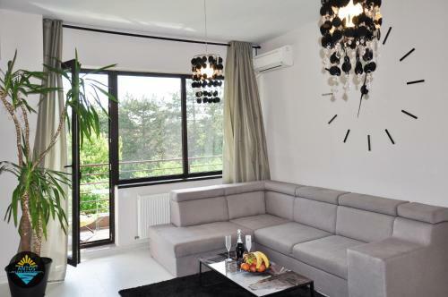 Antos Deluxe Apartment