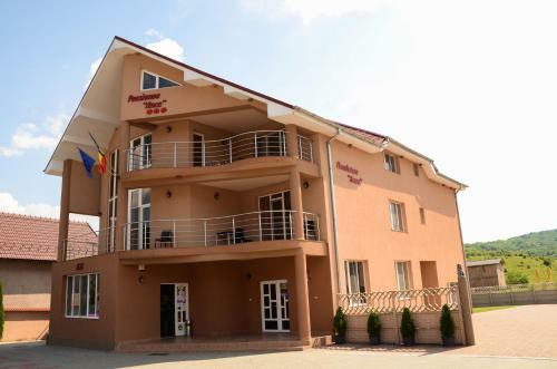 Hostal Pensiunea Anca