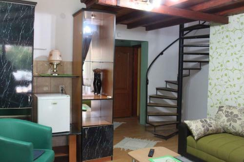 Hostal Guest House Sreder
