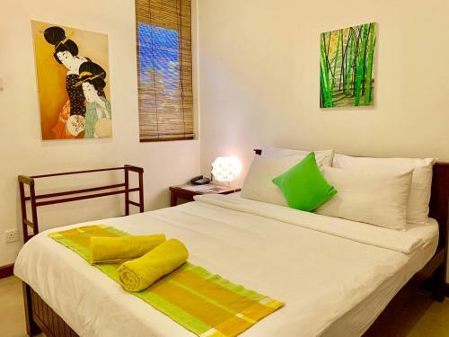 Hostal Sayura House