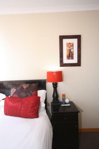 Hostal Marren House