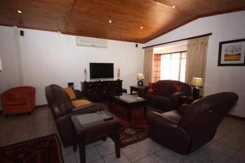 Hostal Marren House