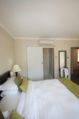 Hostal Marren House