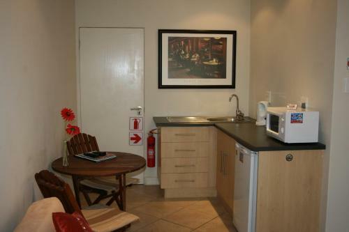 Bed & Breakfast Corner House Accommodation