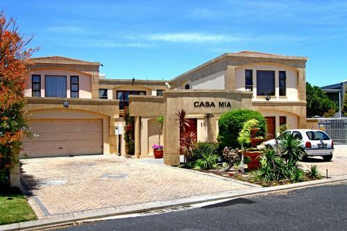 Hostal Casa Mia Guesthouse