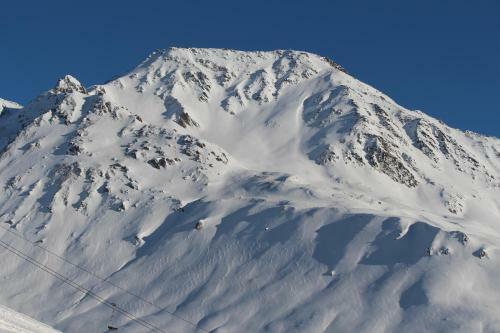 Hostal Bnb Bellavista-privatzimmer Andermatt