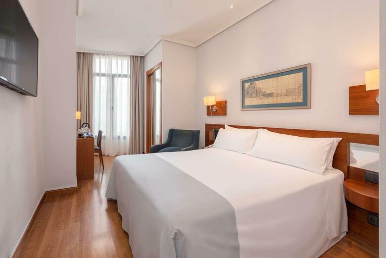 Hotel TRYP Madrid Atocha