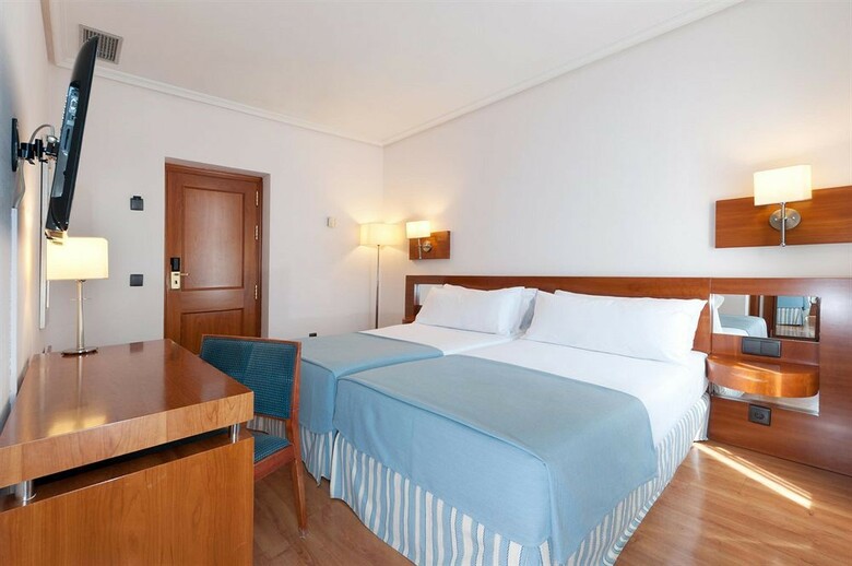 Hotel TRYP Madrid Atocha